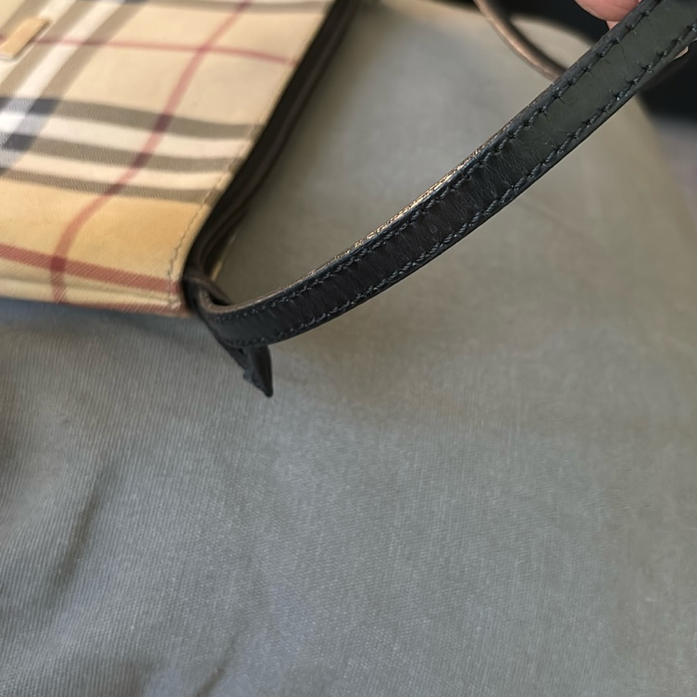 Burberry bag - Picture 11 of 12